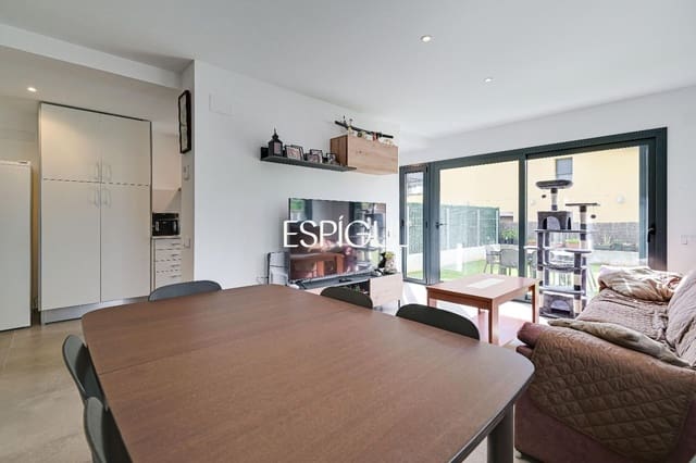 4 chambre Villa/Maison à vendre à Vilablareix avec garage - 625 000 € (Ref: 10015942)