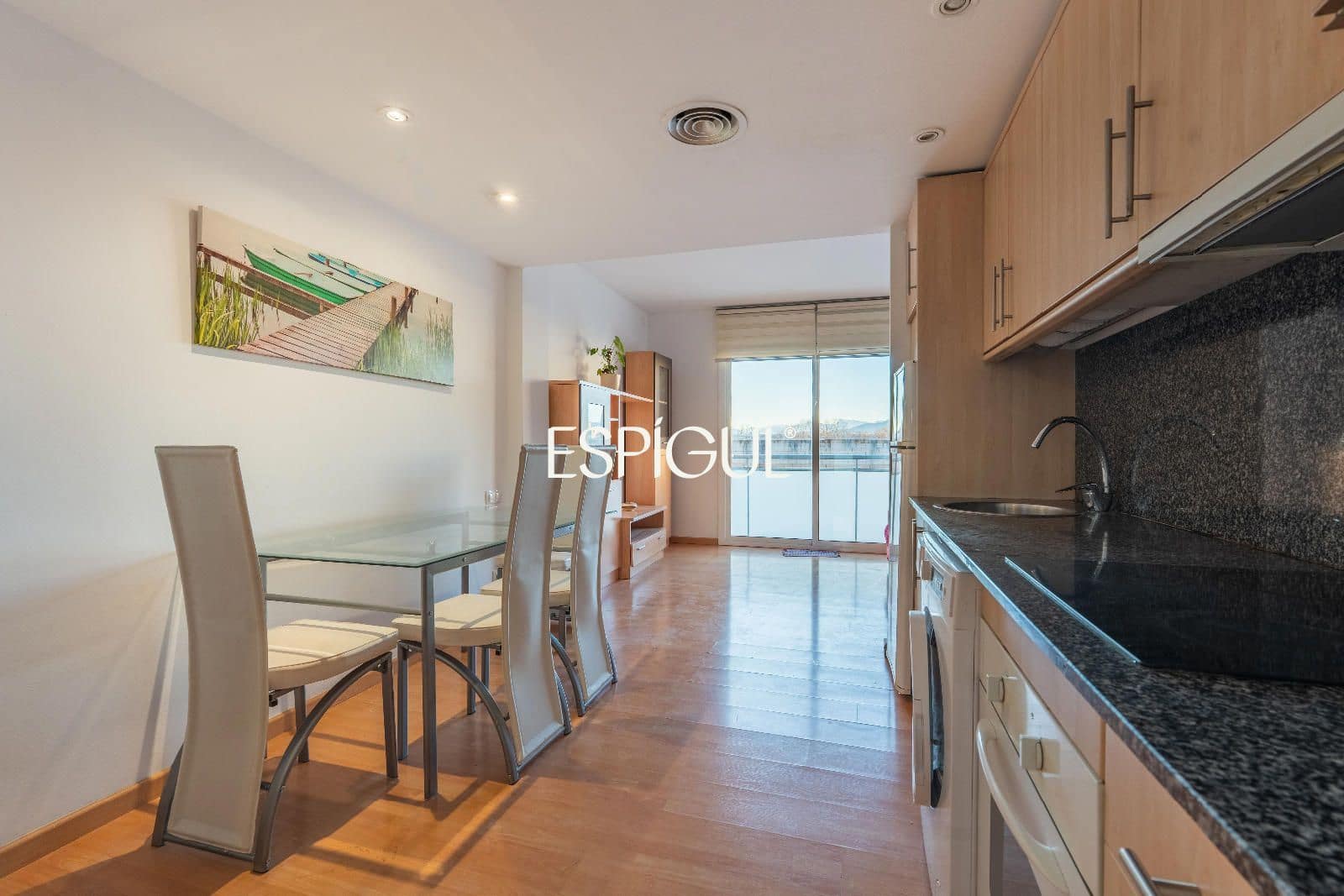 2 sovrum Lägenhet till salu i Girona stad - 245 000 € (Ref: 10015943)