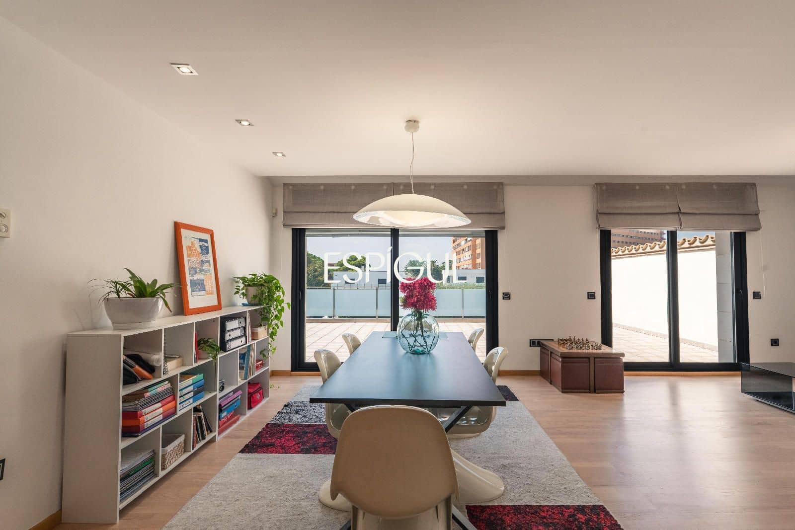 5 bedroom Villa for sale in Roses with pool garage - € 1,900,000 (Ref: 10015944)