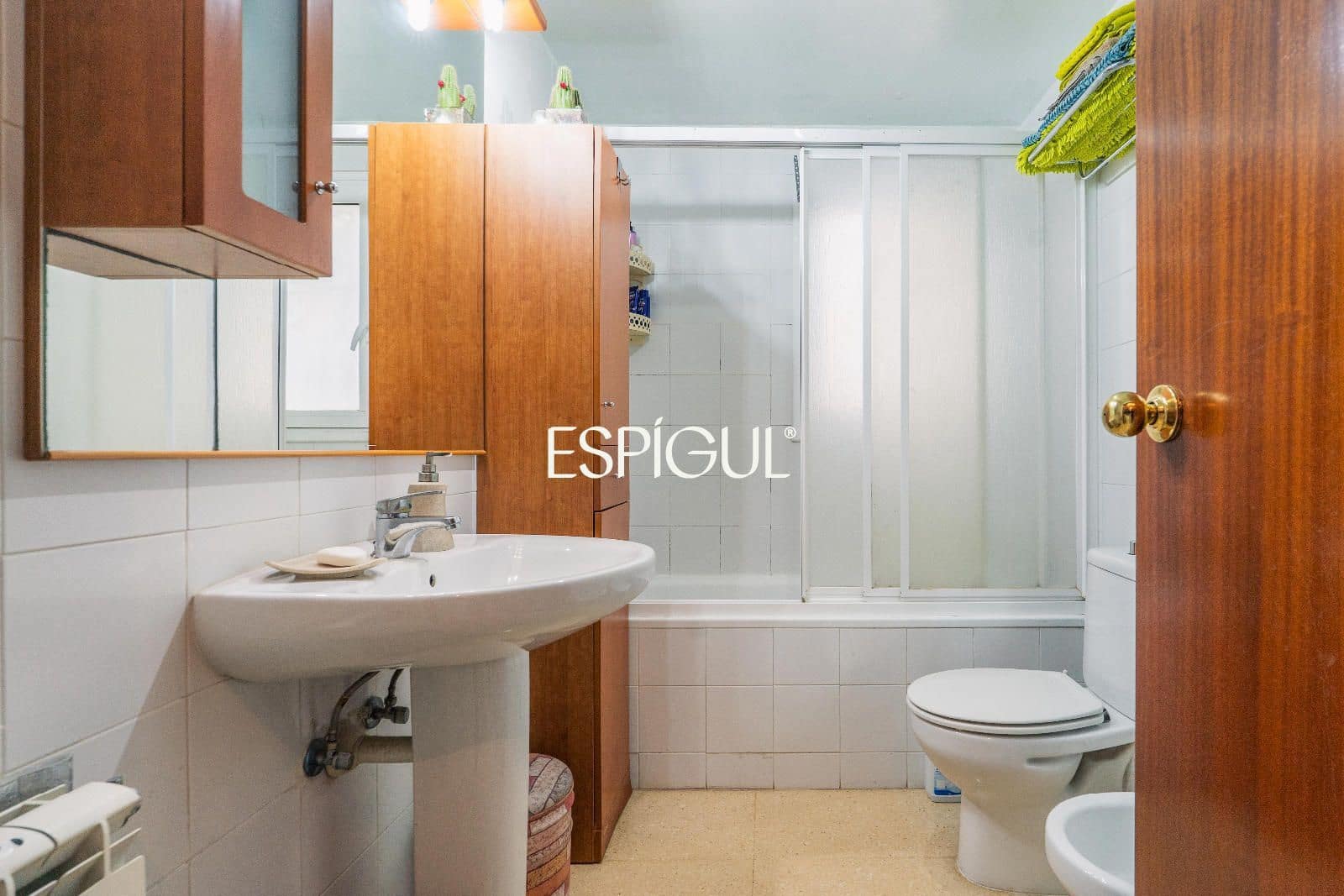 4 sovrum Lägenhet till salu i Salt med garage - 225 000 € (Ref: 10015945)