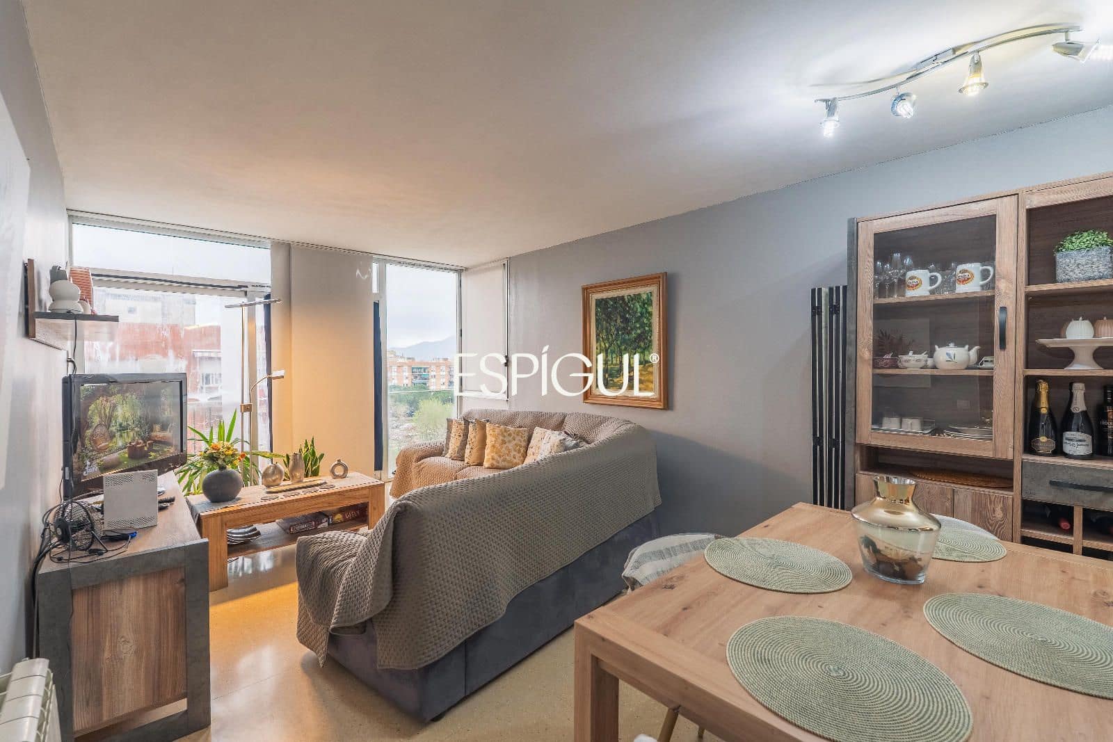 4 sovrum Lägenhet till salu i Salt med garage - 225 000 € (Ref: 10015945)