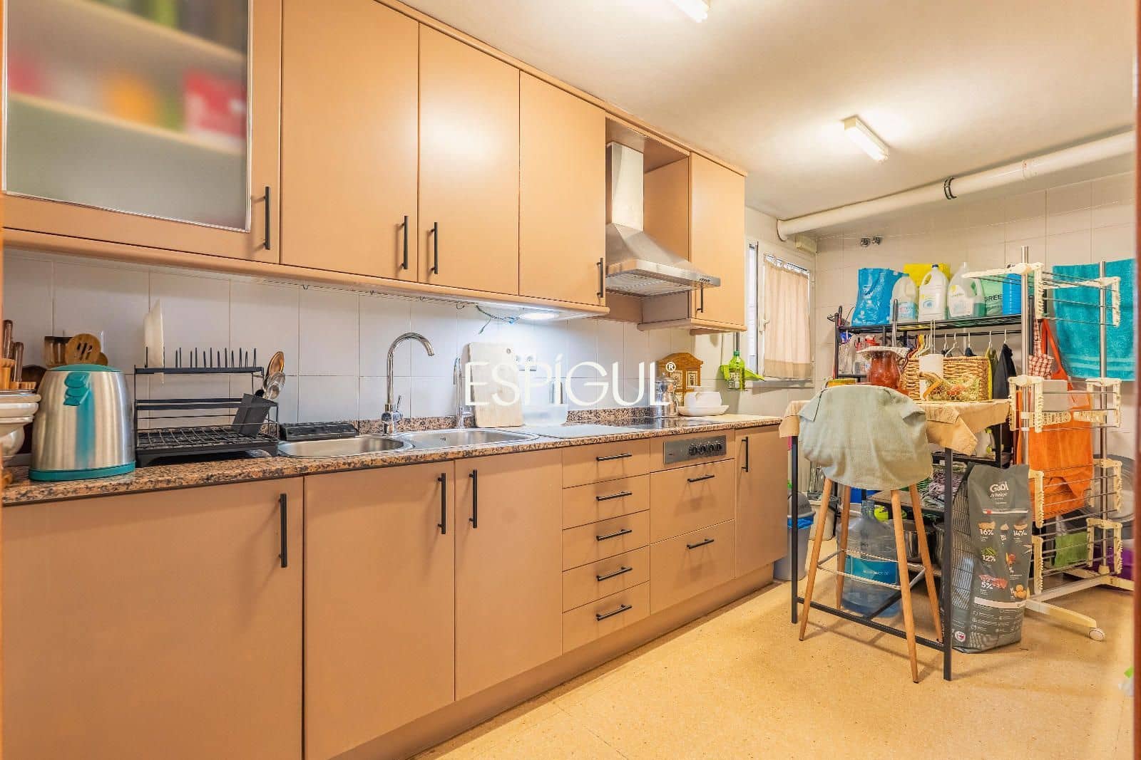 4 sovrum Lägenhet till salu i Salt med garage - 225 000 € (Ref: 10015945)