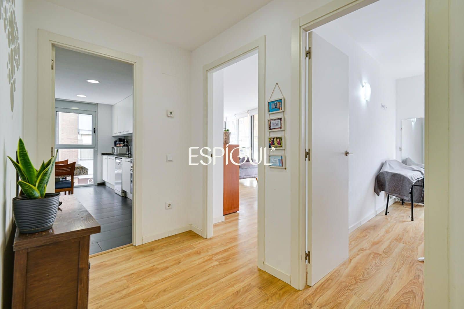 3 sypialnia Mieszkanie na sprzedaż w Miasto Girona z garażem - 385 000 € (Ref: 10015953)