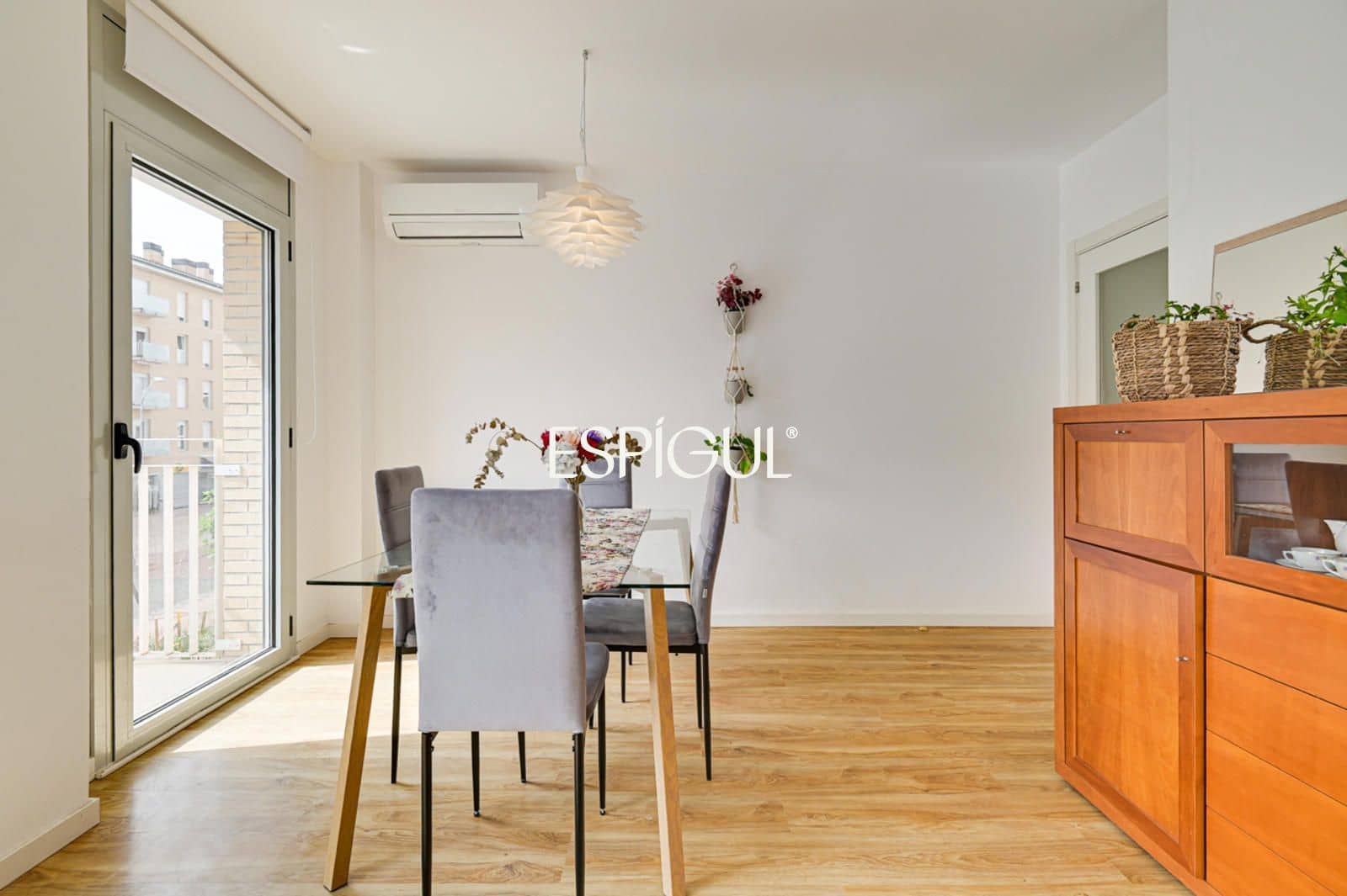 3 sypialnia Mieszkanie na sprzedaż w Miasto Girona z garażem - 385 000 € (Ref: 10015953)