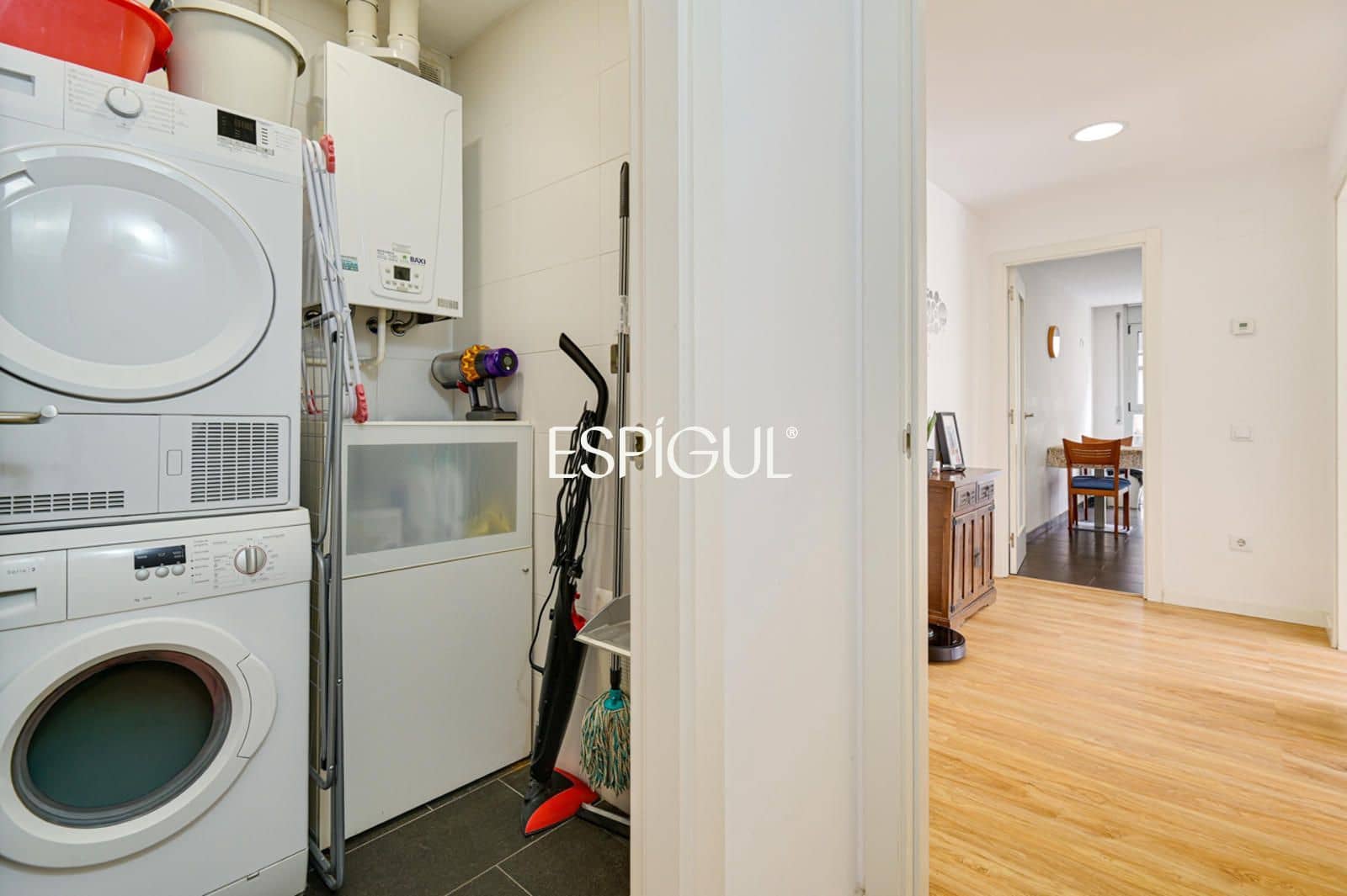 3 sypialnia Mieszkanie na sprzedaż w Miasto Girona z garażem - 385 000 € (Ref: 10015953)