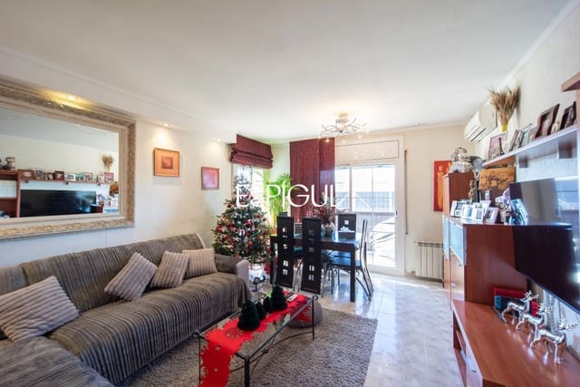 3 soveværelse Lejlighed til salg i Girona by med garage - € 310.000 (Ref: 10015954)