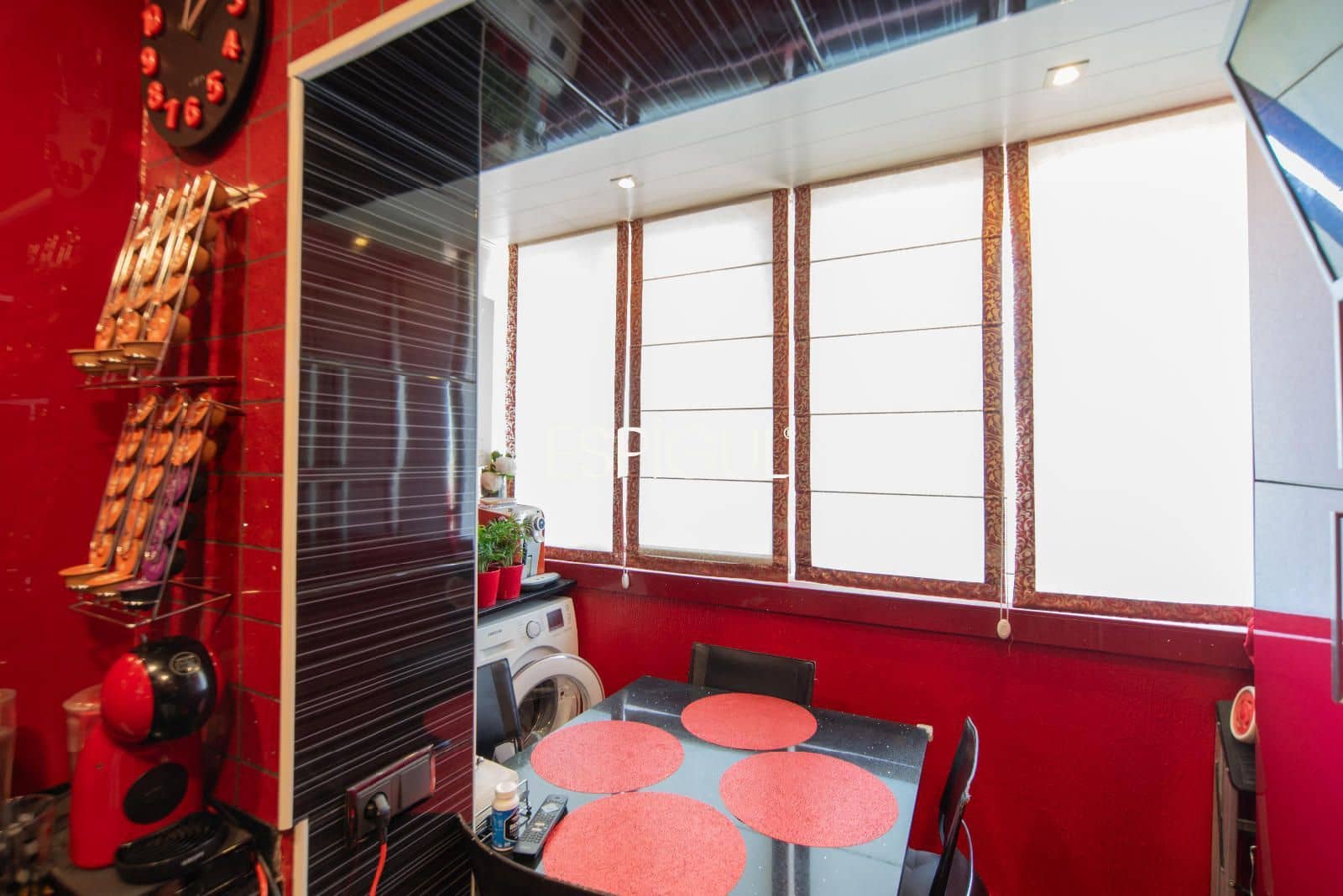 Piso de 3 habitaciones en Girona ciudad en venta con garaje - 310.000 € (Ref: 10015954)