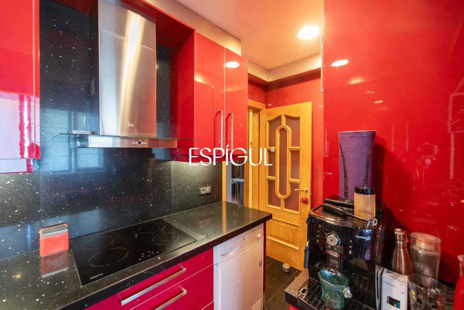 Piso de 3 habitaciones en Girona ciudad en venta con garaje - 310.000 € (Ref: 10015954)