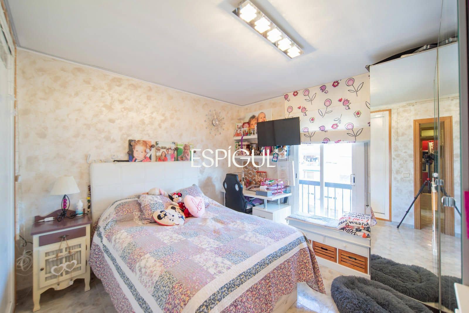 Piso de 3 habitaciones en Girona ciudad en venta con garaje - 310.000 € (Ref: 10015954)