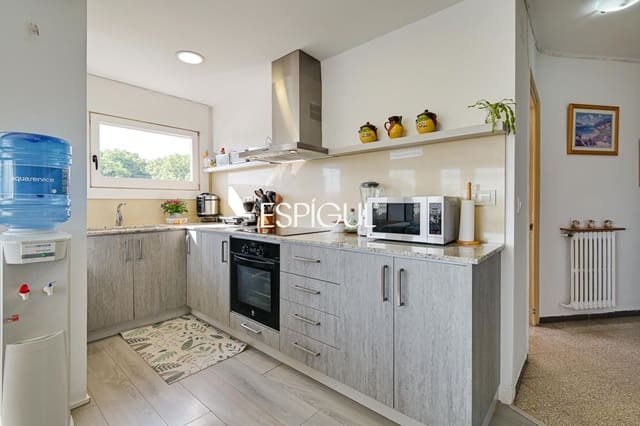 Piso de 3 habitaciones en Girona ciudad en venta - 330.000 € (Ref: 10015962)