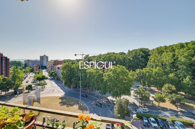 Piso de 3 habitaciones en Girona ciudad en venta - 330.000 € (Ref: 10015962)