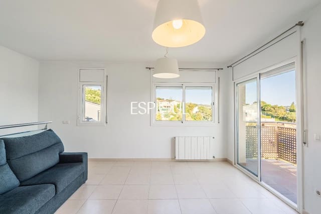 4 soverom Villa til salgs i Vidreres med garasje - € 240 000 (Ref: 10015963)