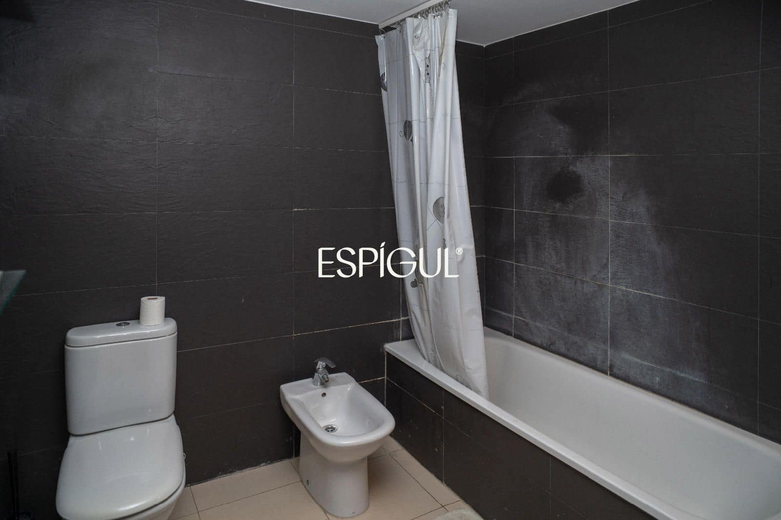 2 sovrum Lägenhet till salu i Girona stad - 265 000 € (Ref: 10015964)
