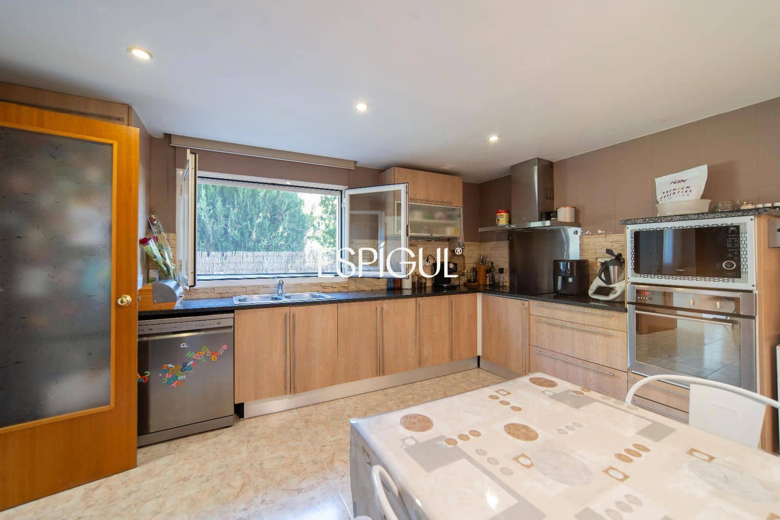 4 Zimmer Villa zu verkaufen in Vilablareix mit Garage - 659.000 € (Ref: 10015965)
