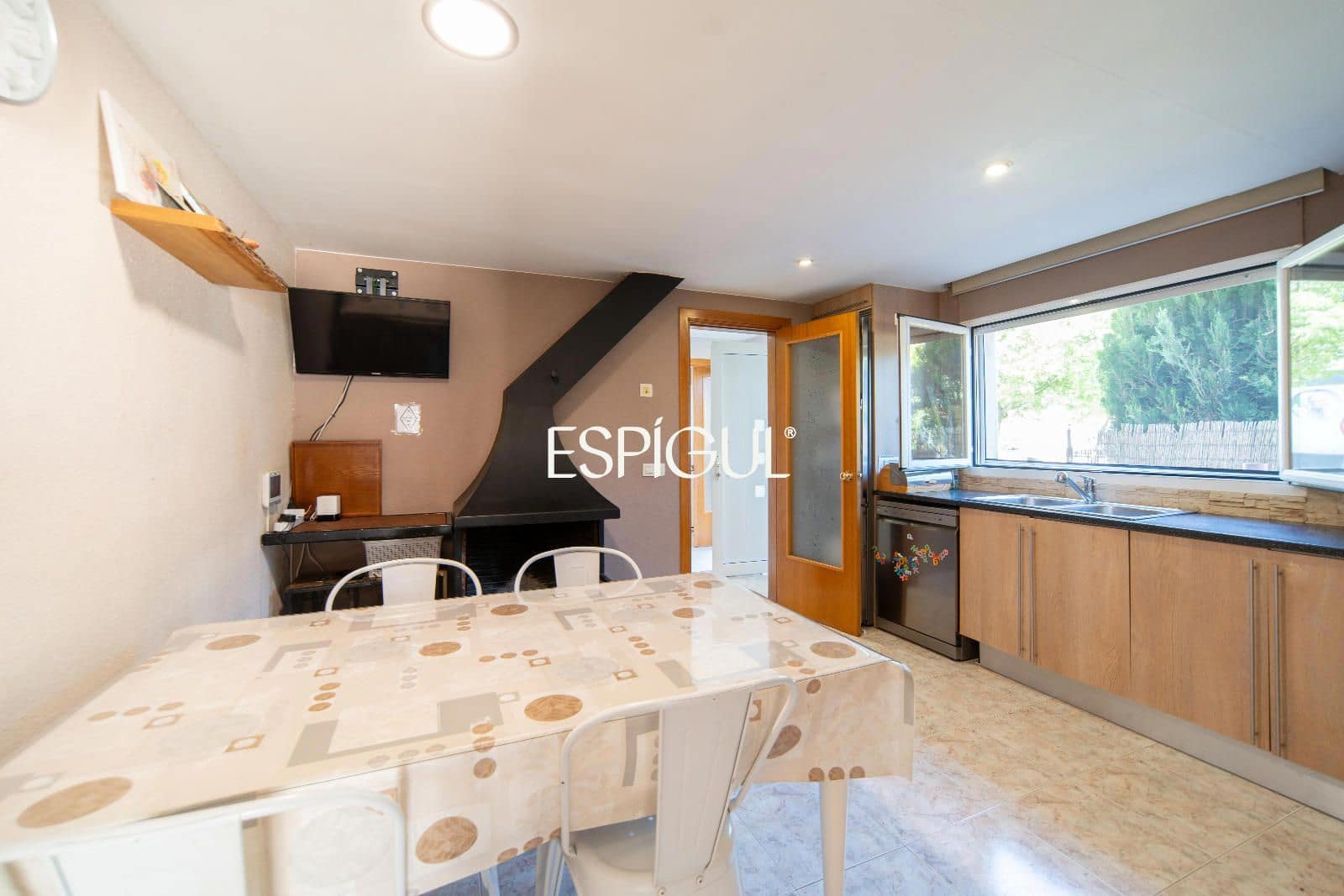 4 Zimmer Villa zu verkaufen in Vilablareix mit Garage - 659.000 € (Ref: 10015965)