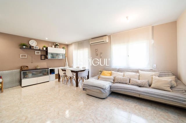4 chambre Villa/Maison à vendre à Vilablareix avec garage - 659 000 € (Ref: 10015965)