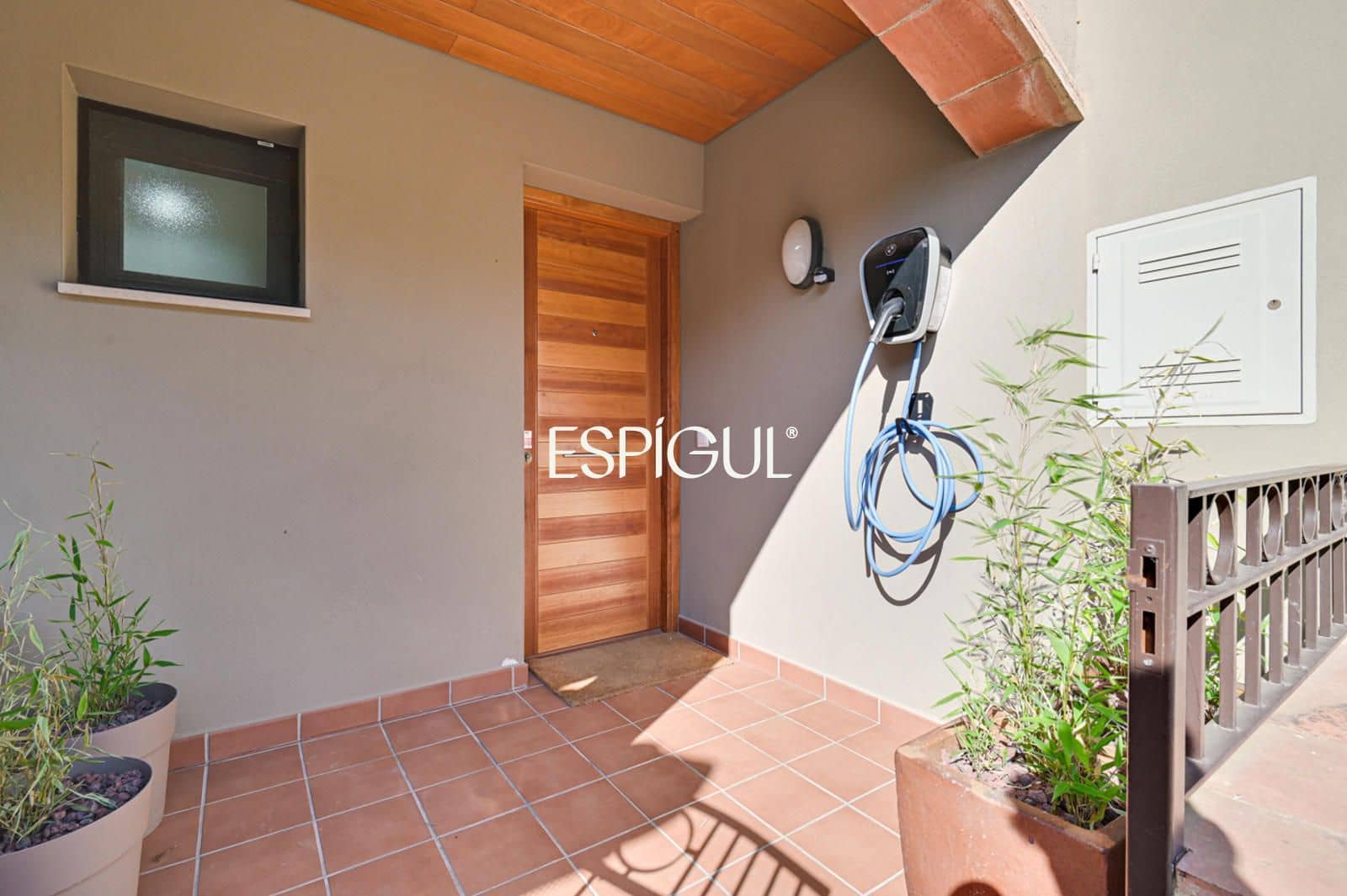 4 chambre Villa/Maison à vendre à Aiguaviva avec garage - 575 000 € (Ref: 10015966)