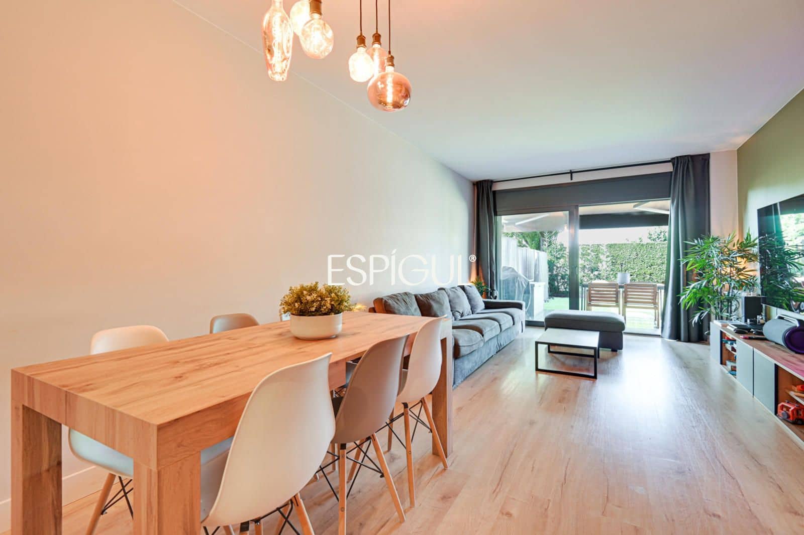 4 chambre Villa/Maison à vendre à Aiguaviva avec garage - 575 000 € (Ref: 10015966)