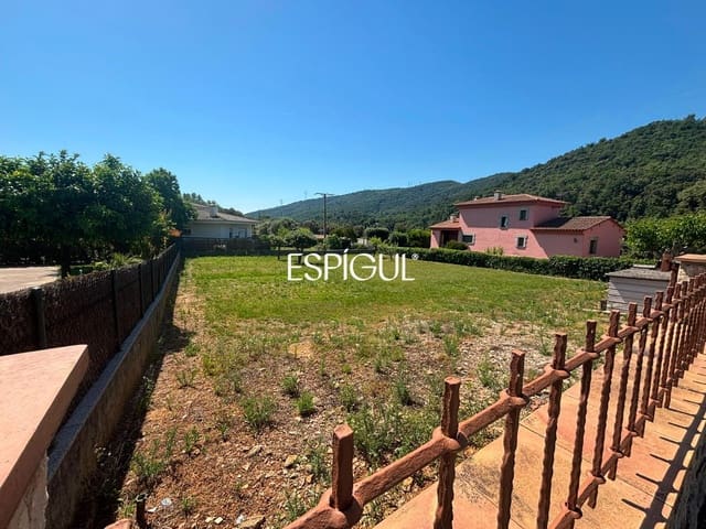 Terrain à Bâtir à vendre à Llora, Sant Martí de Llémena - 160 000 € (Ref: 10015968)