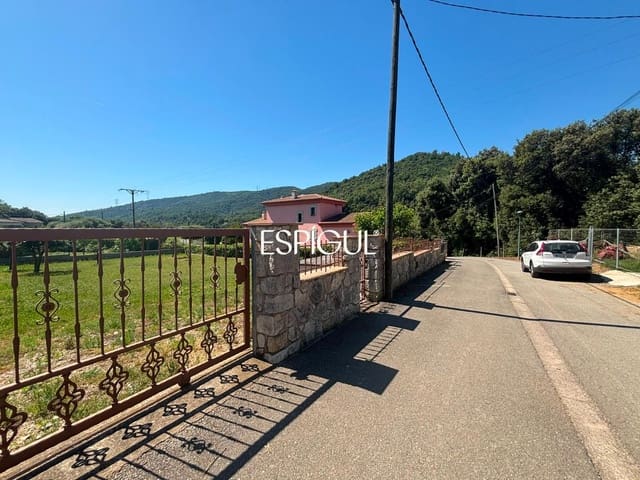 Terrain à Bâtir à vendre à Llora, Sant Martí de Llémena - 160 000 € (Ref: 10015968)