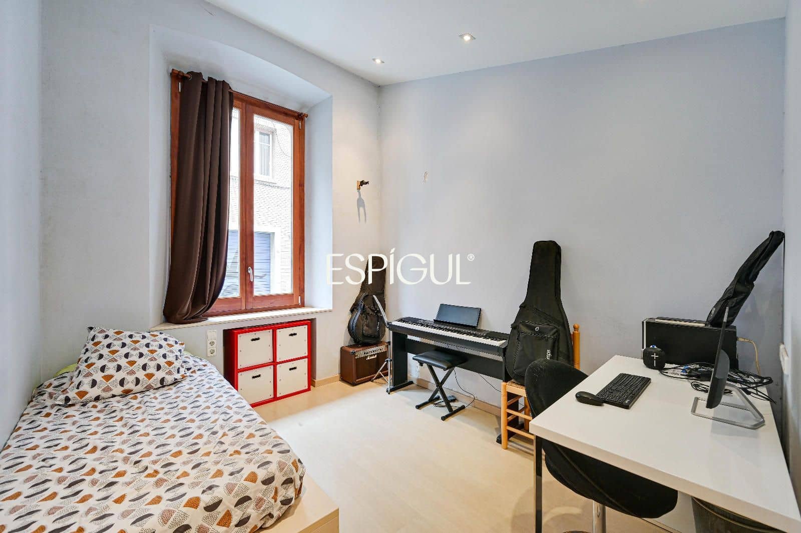 Piso de 4 habitaciones en Girona ciudad en venta - 635.000 € (Ref: 10015969)