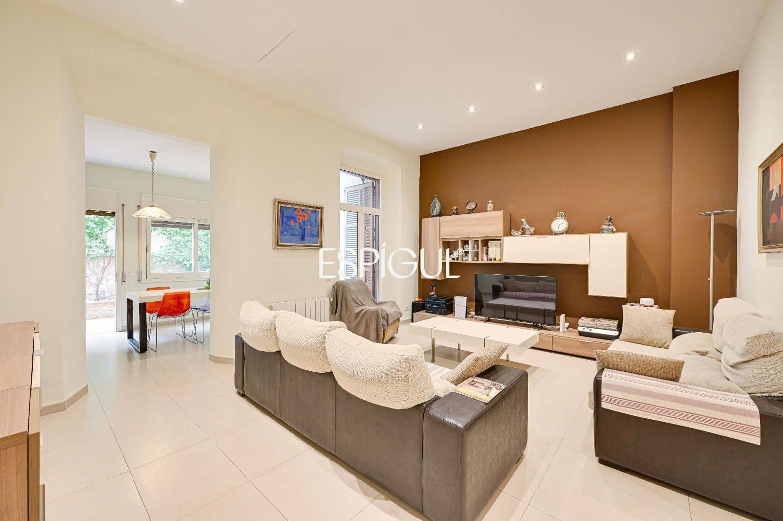 Piso de 4 habitaciones en Girona ciudad en venta - 635.000 € (Ref: 10015969)