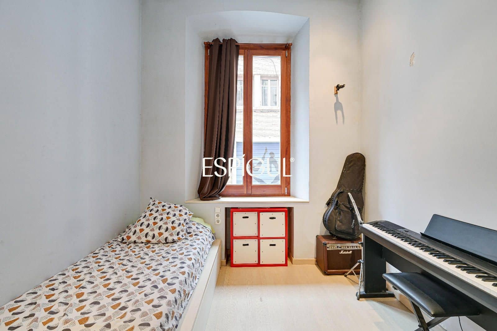 Piso de 4 habitaciones en Girona ciudad en venta - 635.000 € (Ref: 10015969)