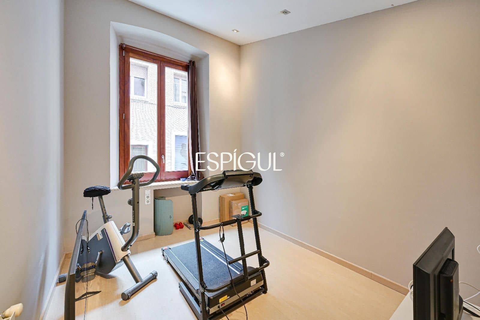 Piso de 4 habitaciones en Girona ciudad en venta - 635.000 € (Ref: 10015969)