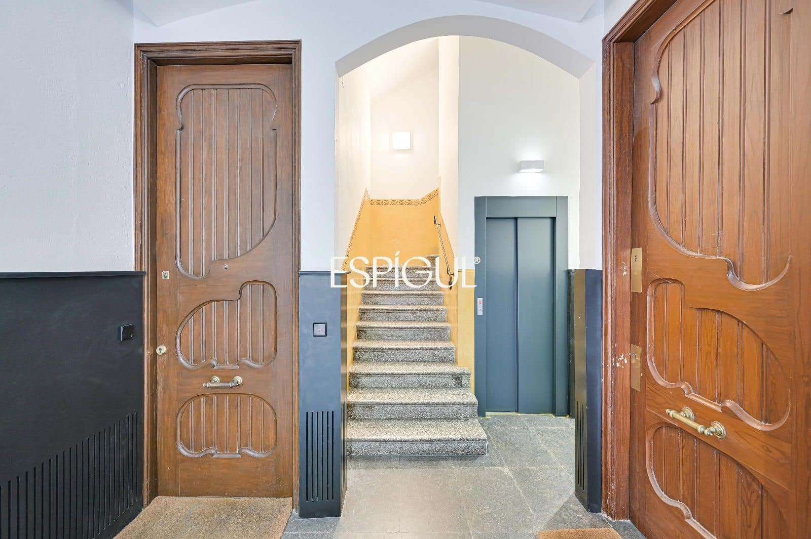 Piso de 4 habitaciones en Girona ciudad en venta - 635.000 € (Ref: 10015969)