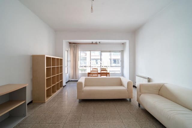 Piso de 3 habitaciones en Girona ciudad en venta - 330.000 € (Ref: 10015970)