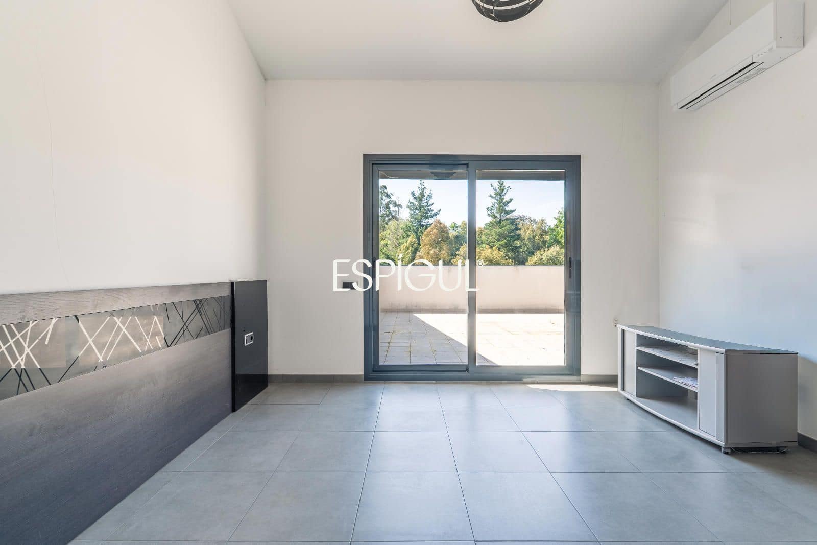4 bedroom Villa for sale in Santa Coloma de Farners with garage - € 475,000 (Ref: 10015972)