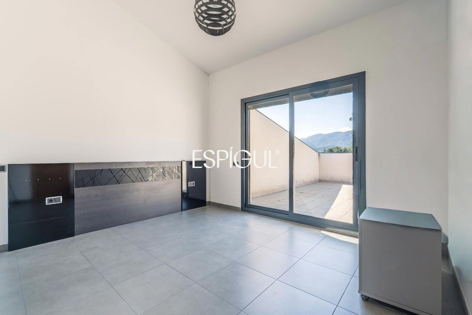 4 bedroom Villa for sale in Santa Coloma de Farners with garage - € 475,000 (Ref: 10015972)