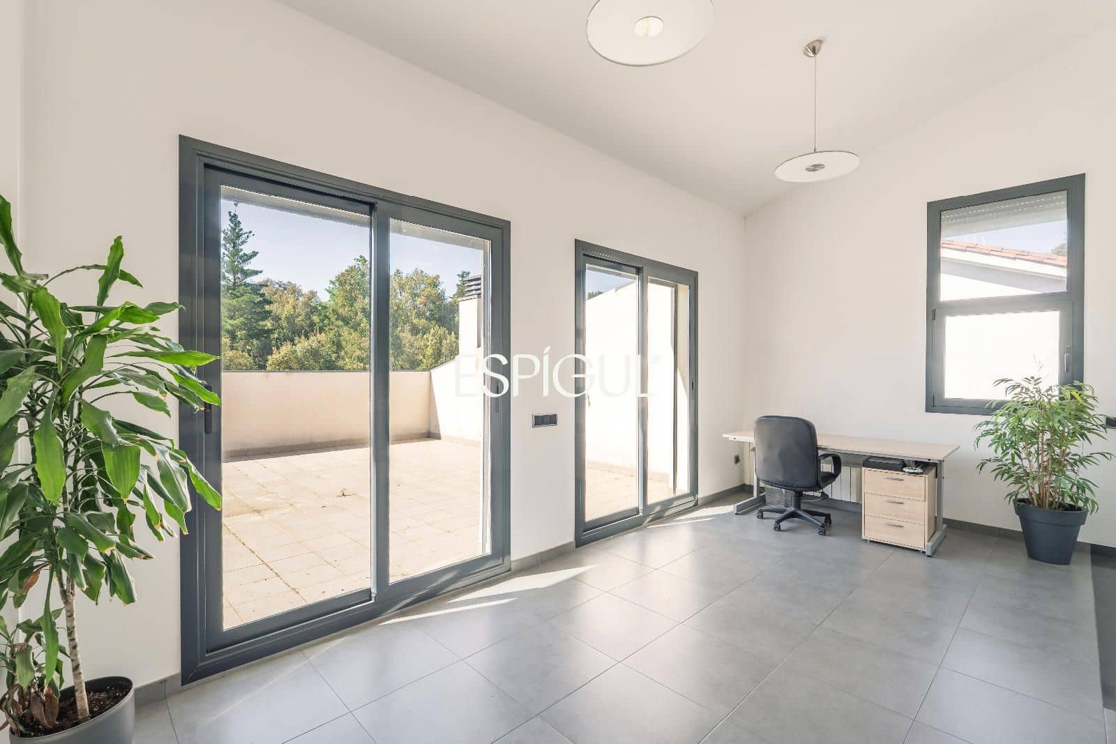 4 bedroom Villa for sale in Santa Coloma de Farners with garage - € 475,000 (Ref: 10015972)