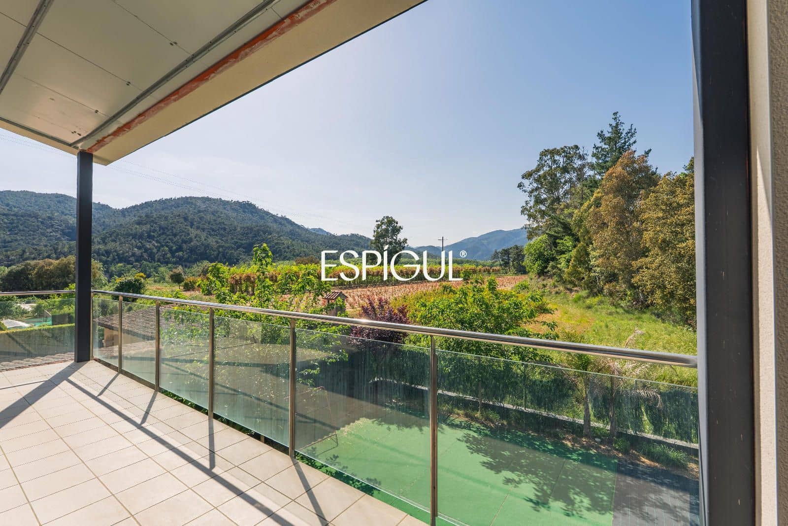 4 bedroom Villa for sale in Santa Coloma de Farners with garage - € 475,000 (Ref: 10015972)