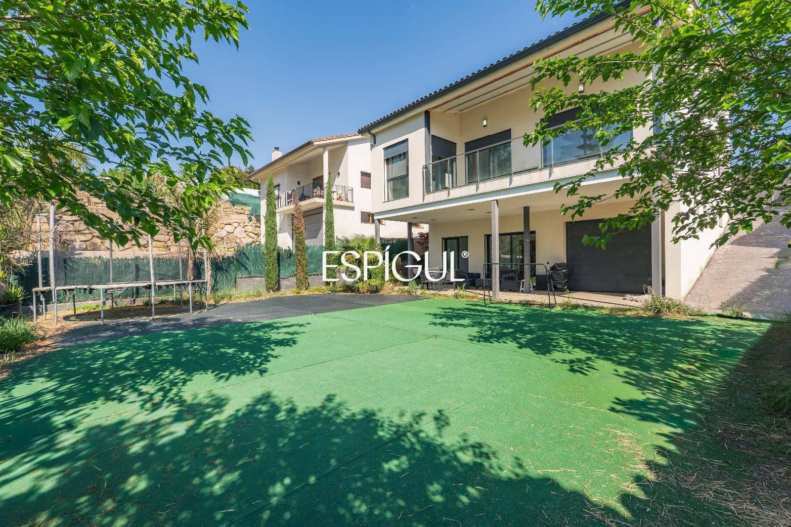 4 bedroom Villa for sale in Santa Coloma de Farners with garage - € 475,000 (Ref: 10015972)