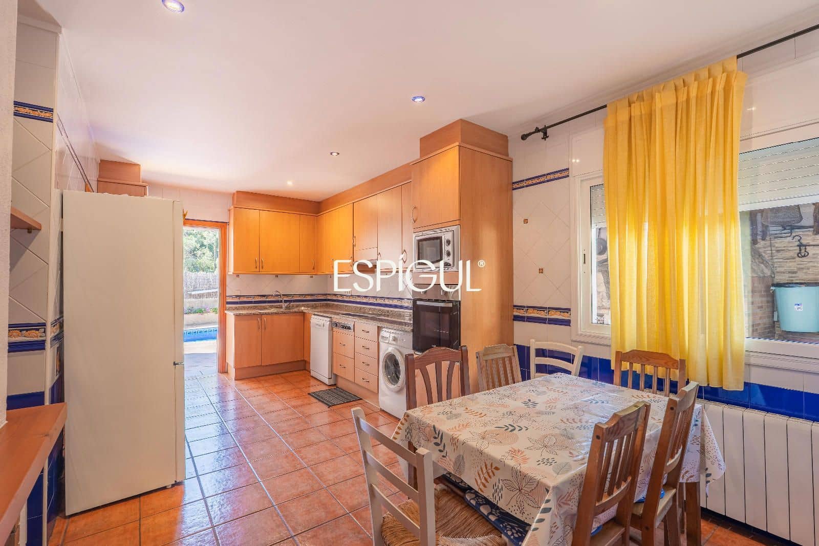 4 chambre Villa/Maison à vendre à Lloret de Mar avec piscine garage - 599 000 € (Ref: 10015973)