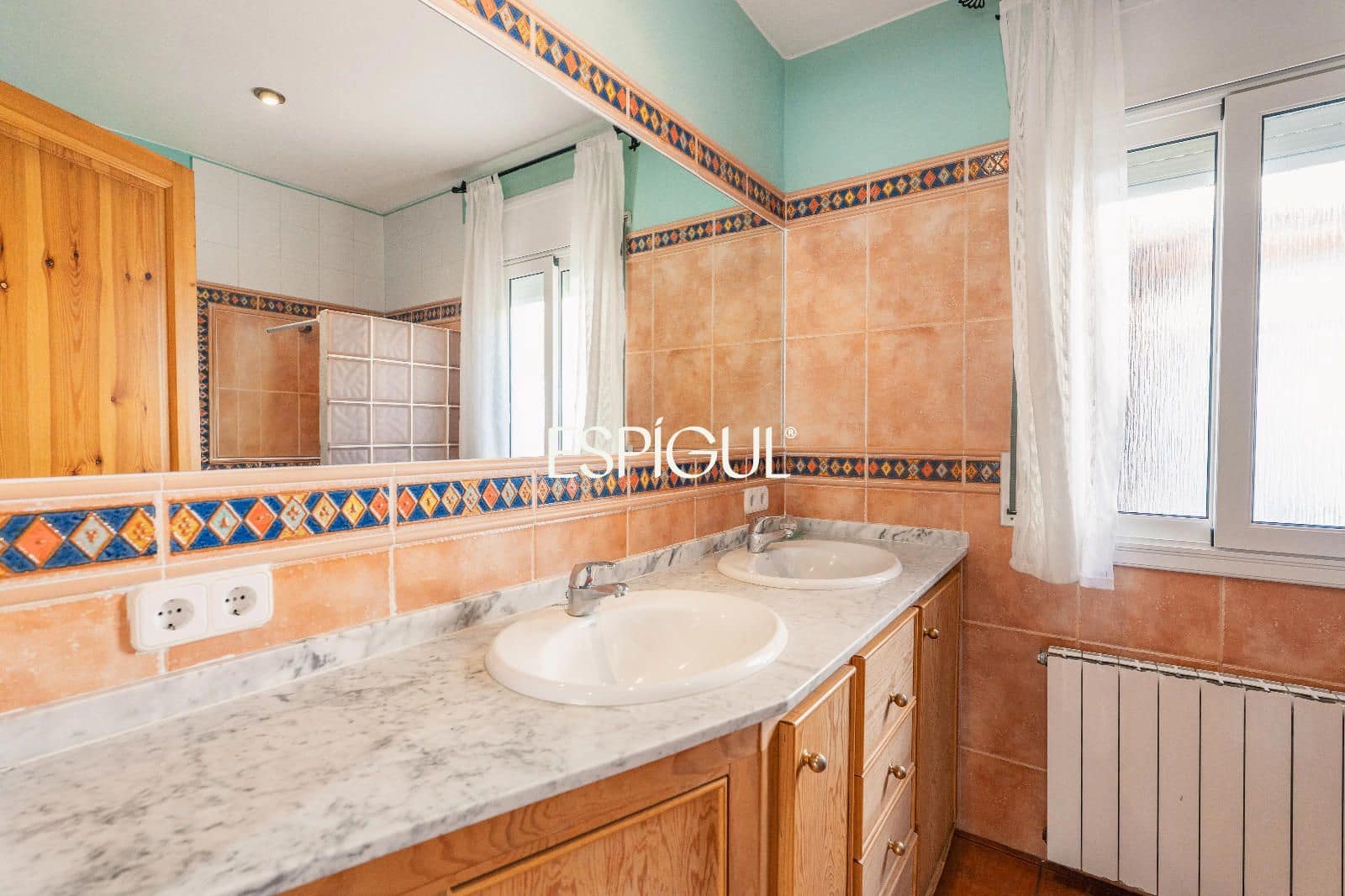 4 chambre Villa/Maison à vendre à Lloret de Mar avec piscine garage - 599 000 € (Ref: 10015973)