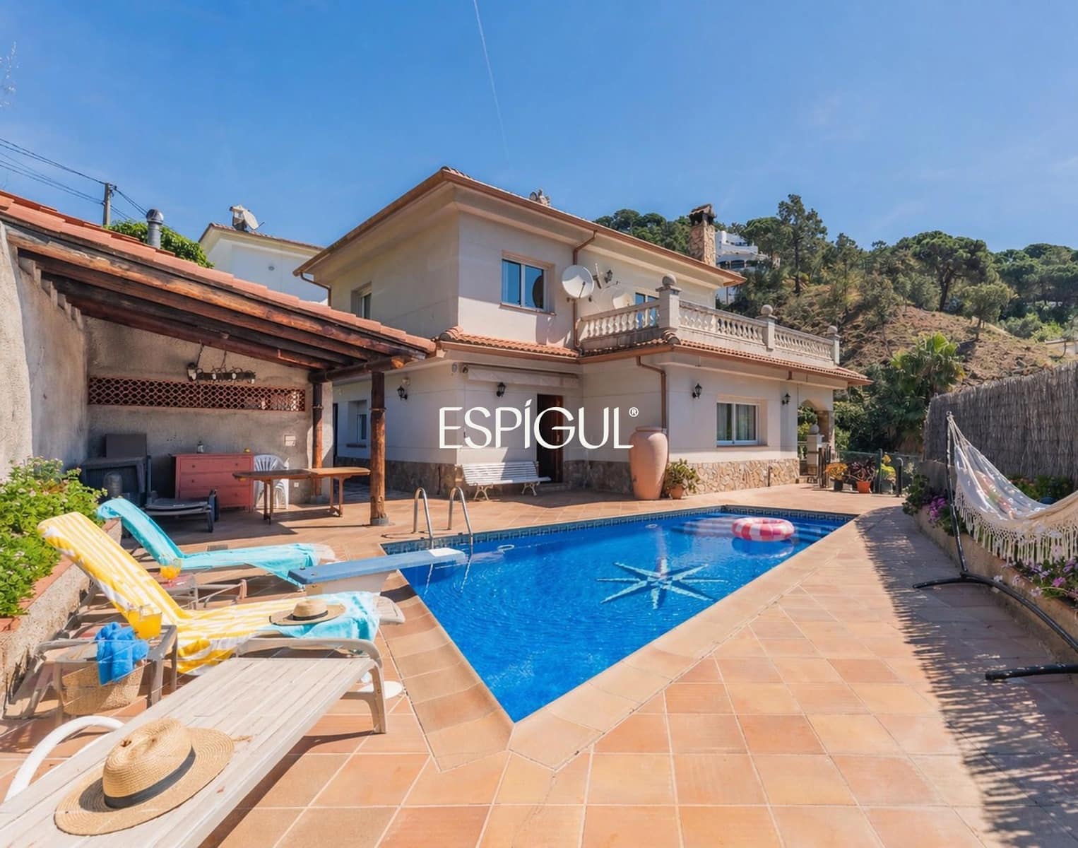 4 chambre Villa/Maison à vendre à Lloret de Mar avec piscine garage - 599 000 € (Ref: 10015973)