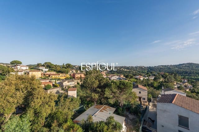 4 camera da letto Villa in vendita in Vidreres con garage - 240.000 € (Rif: 10015974)