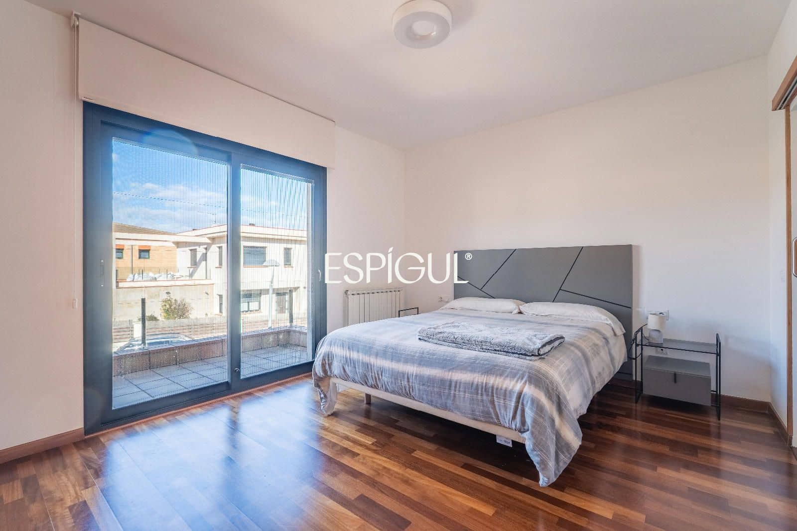 4 camera da letto Villa in vendita in Sant Julia de Ramis con garage - 575.000 € (Rif: 10015975)
