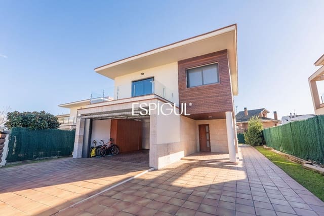 4 camera da letto Villa in vendita in Sant Julià de Ramis con garage - 575.000 € (Rif: 10015975)