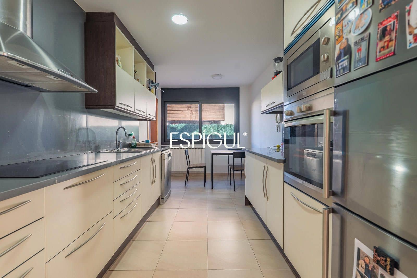 4 camera da letto Villa in vendita in Sant Julia de Ramis con garage - 575.000 € (Rif: 10015975)