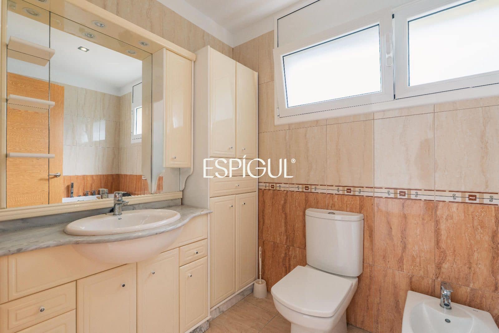 4 sypialnia Willa na sprzedaż w Roses z basenem garażem - 750 000 € (Ref: 10015976)