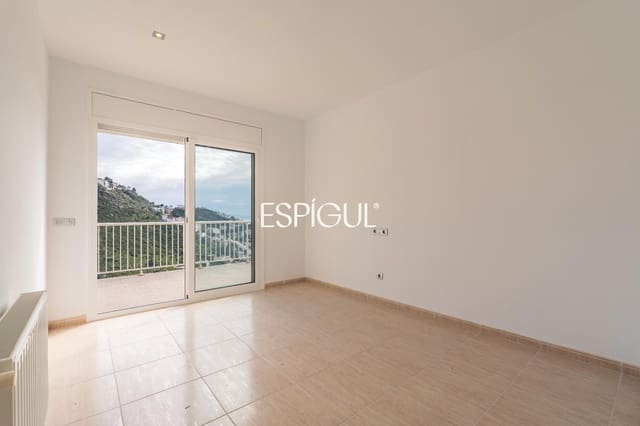4 sypialnia Willa na sprzedaż w Roses z basenem garażem - 750 000 € (Ref: 10015976)