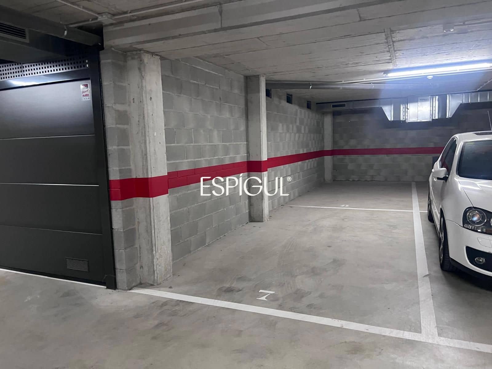Garage for sale in Fornells de la Selva - € 22,500 (Ref: 10015978)