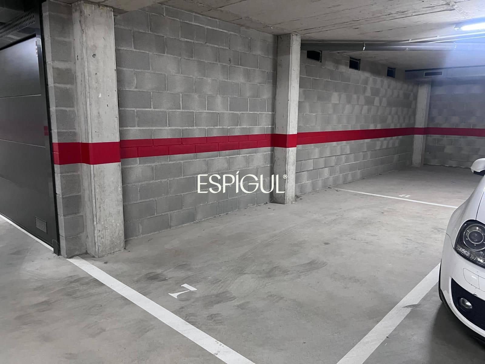 Garage for sale in Fornells de la Selva - € 22,500 (Ref: 10015978)