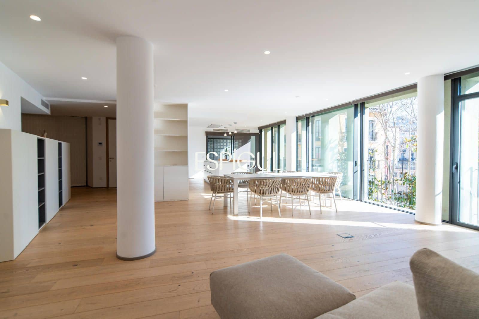 3 bedroom Flat for sale in Girona city with garage - € 1,250,000 (Ref: 10015981)