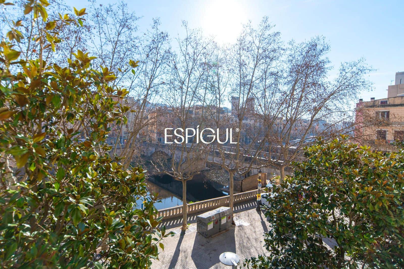 3 bedroom Flat for sale in Girona city with garage - € 1,250,000 (Ref: 10015981)
