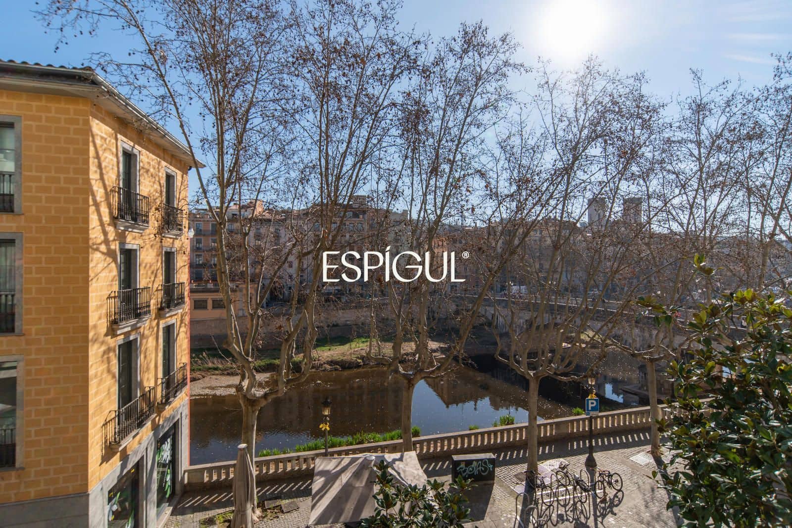 3 bedroom Flat for sale in Girona city with garage - € 1,250,000 (Ref: 10015981)