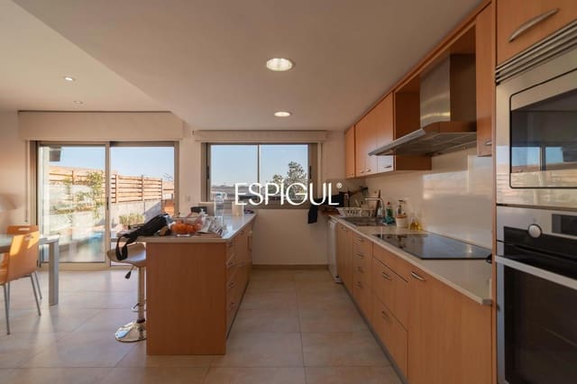5 chambre Villa/Maison à vendre à Fornells de la Selva avec piscine garage - 785 000 € (Ref: 10015983)